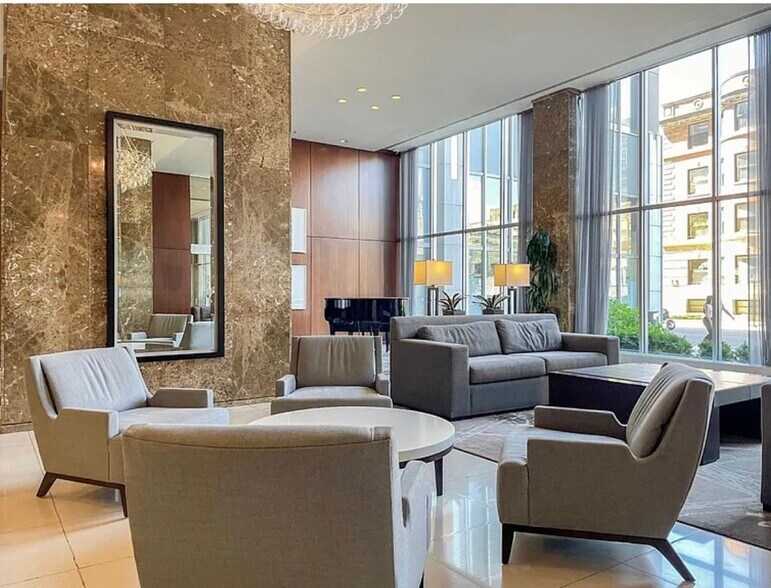 Building Photo - 655 W Irving Park Rd