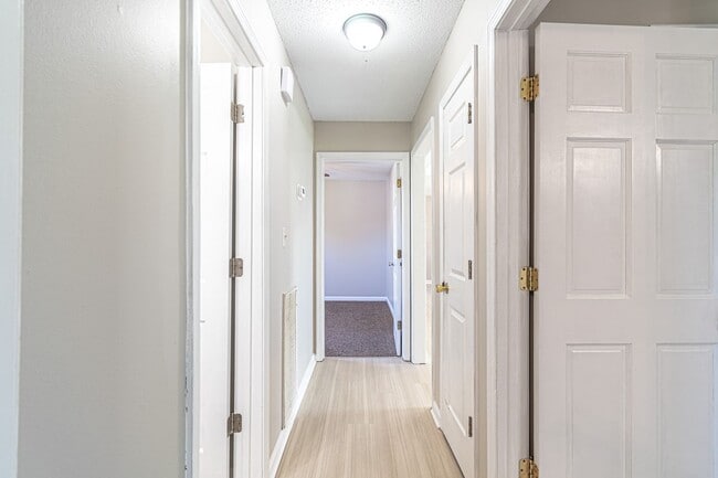 Building Photo - 1811 Harbor Dr