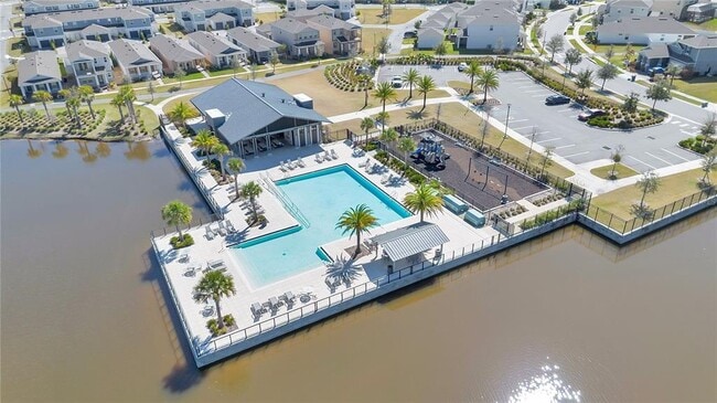 Building Photo - 714 Squire Ave