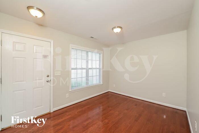 Building Photo - 6072 Birkdale Dr