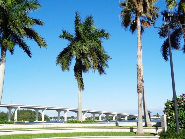 Building Photo - Vero Beach Florida Vero Beach Rent, LLC and Rental Property Management Company