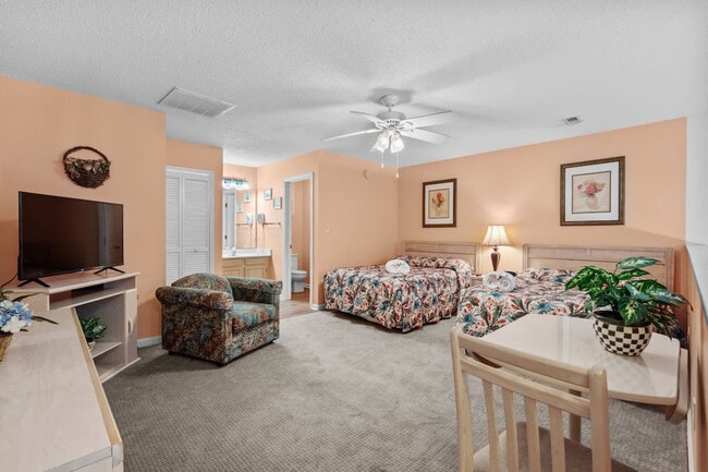 Building Photo - 216 Double Eagle Dr