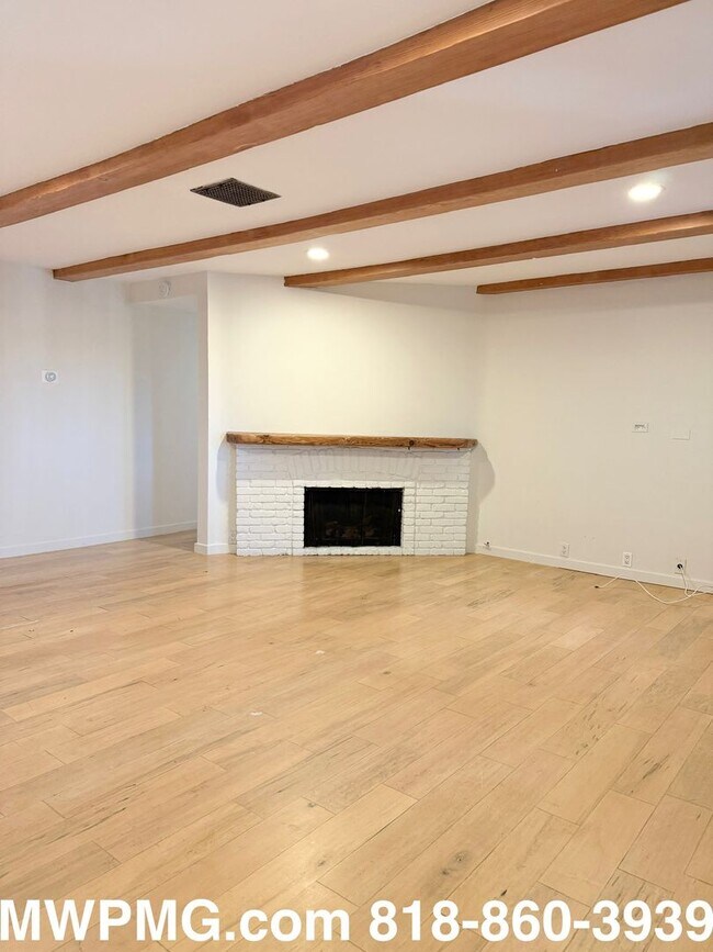 Building Photo - 4Bed 3Bath Woodland Hills home is an absol...