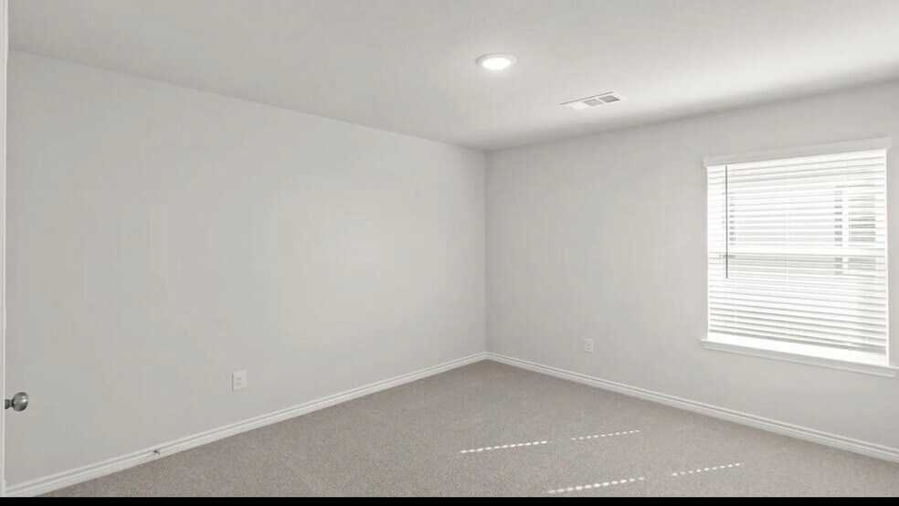 Bedroom 2 - 10025 Freighter Trl