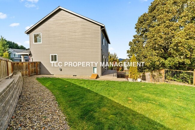 Building Photo - Gorgeous Home for Rent