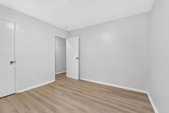 Building Photo - 1811 Stetson Rd