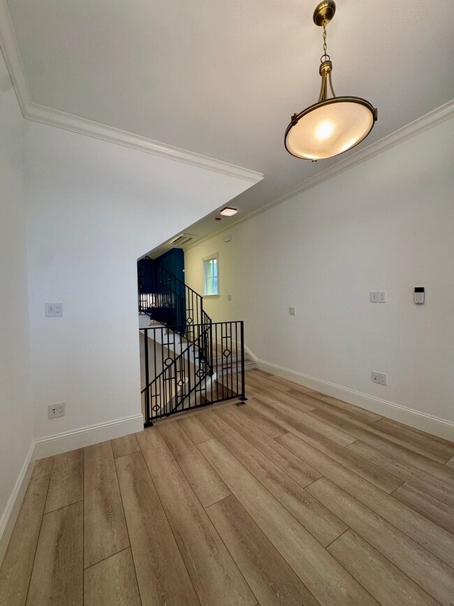 Building Photo - 1249 Kearny St