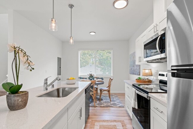 Building Photo - Brand New 2 Bedroom 2 Bath Available for Rent