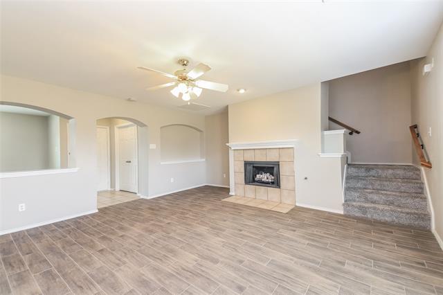 Building Photo - 2120 Rose May Dr