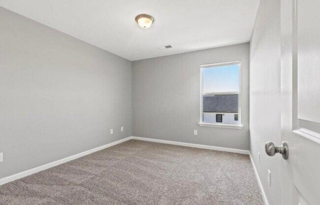 Building Photo - 6080 Arbor Wds Wy