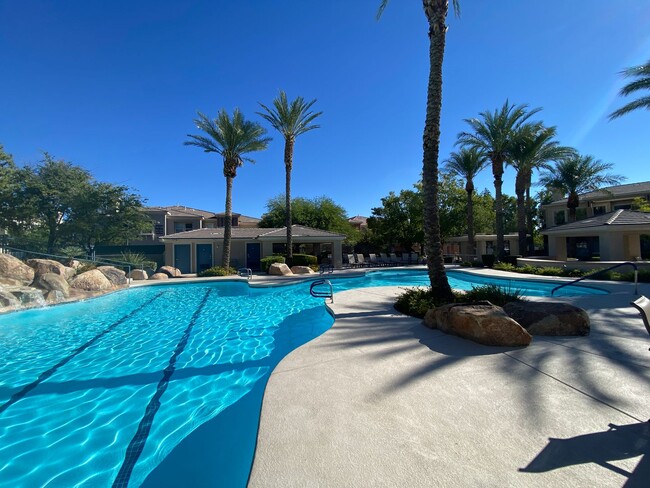 Building Photo - Fabulous Gated Community Near Summerlin