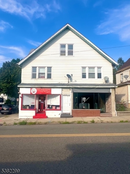 Primary Photo - 638 Paulison Ave