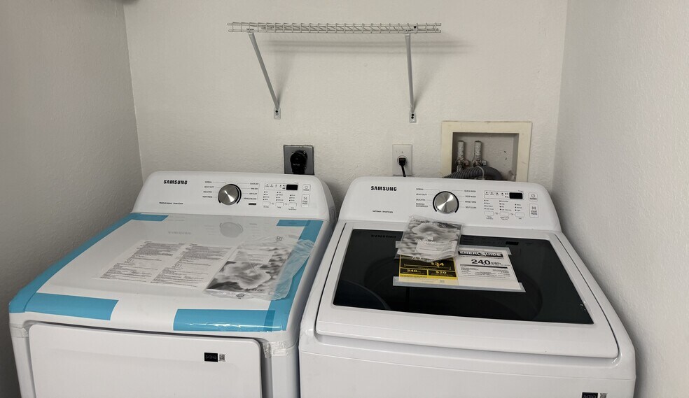 Building Photo - 15410 SW 284th St