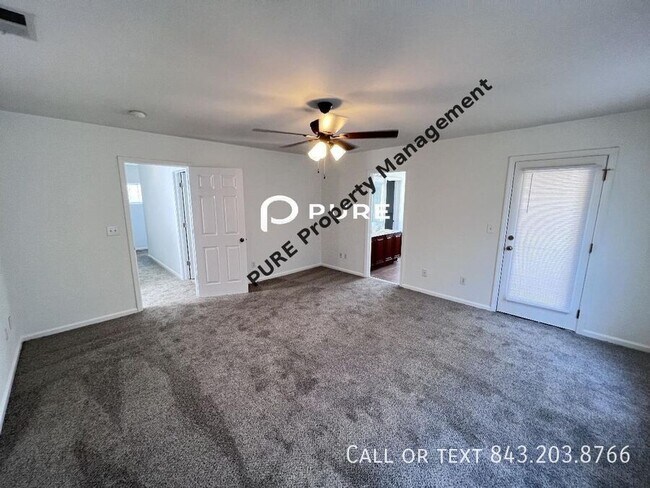 Building Photo - 153 Avonshire Dr