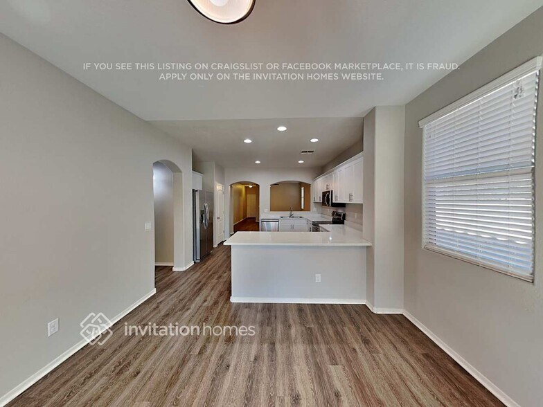 Building Photo - 18871 N Ventana Ln