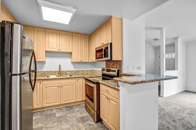 Building Photo - Cozy 1 Bed, 1 Bath Condo in Mira Mesa w/ Off-Street Parking!