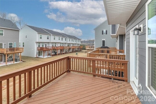 Building Photo - 5038 Springarn Ct