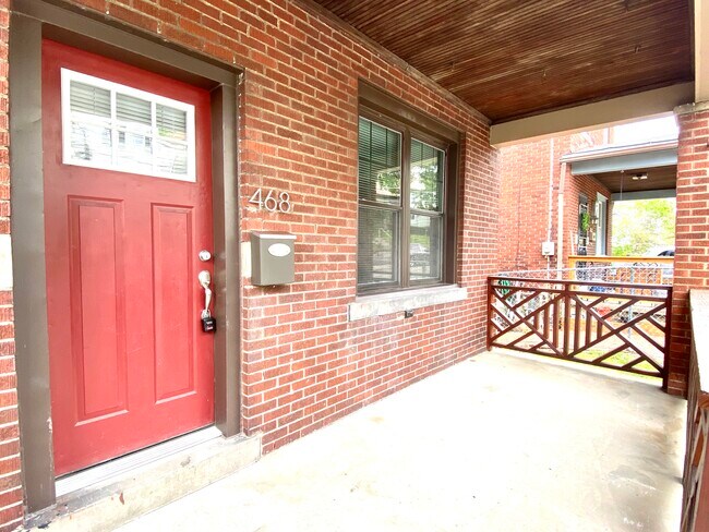 Building Photo - 468 Belonda St