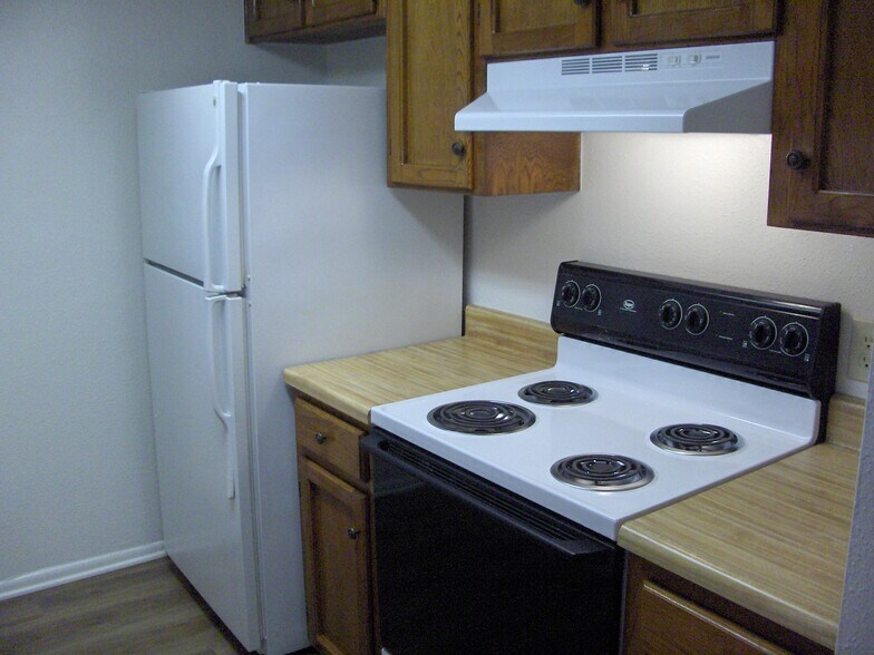 Kitchen - 4257 Family Tree