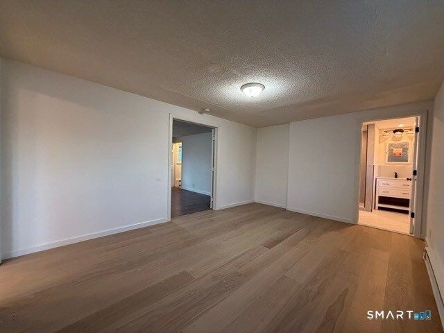 Building Photo - 615 E Main St