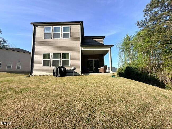 Building Photo - 217 Wilbur Lake Dr