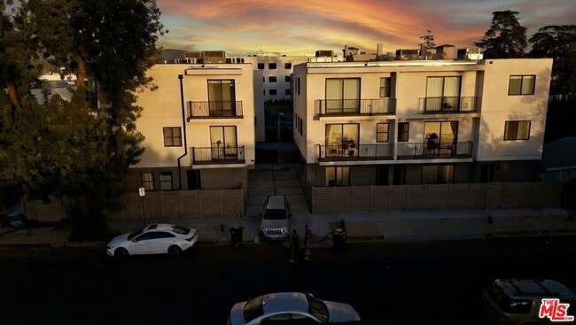 Building Photo - 11528 Emelita St