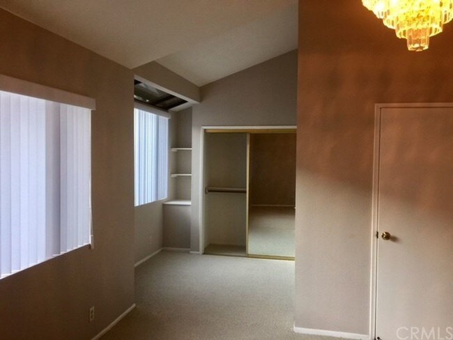 Building Photo - 1006 Arcadia Ave