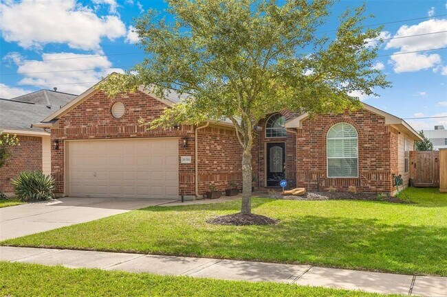 Building Photo - 21731 Sierra Long Dr