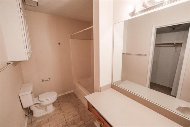 Building Photo - 10216 Lone Eagle Ct