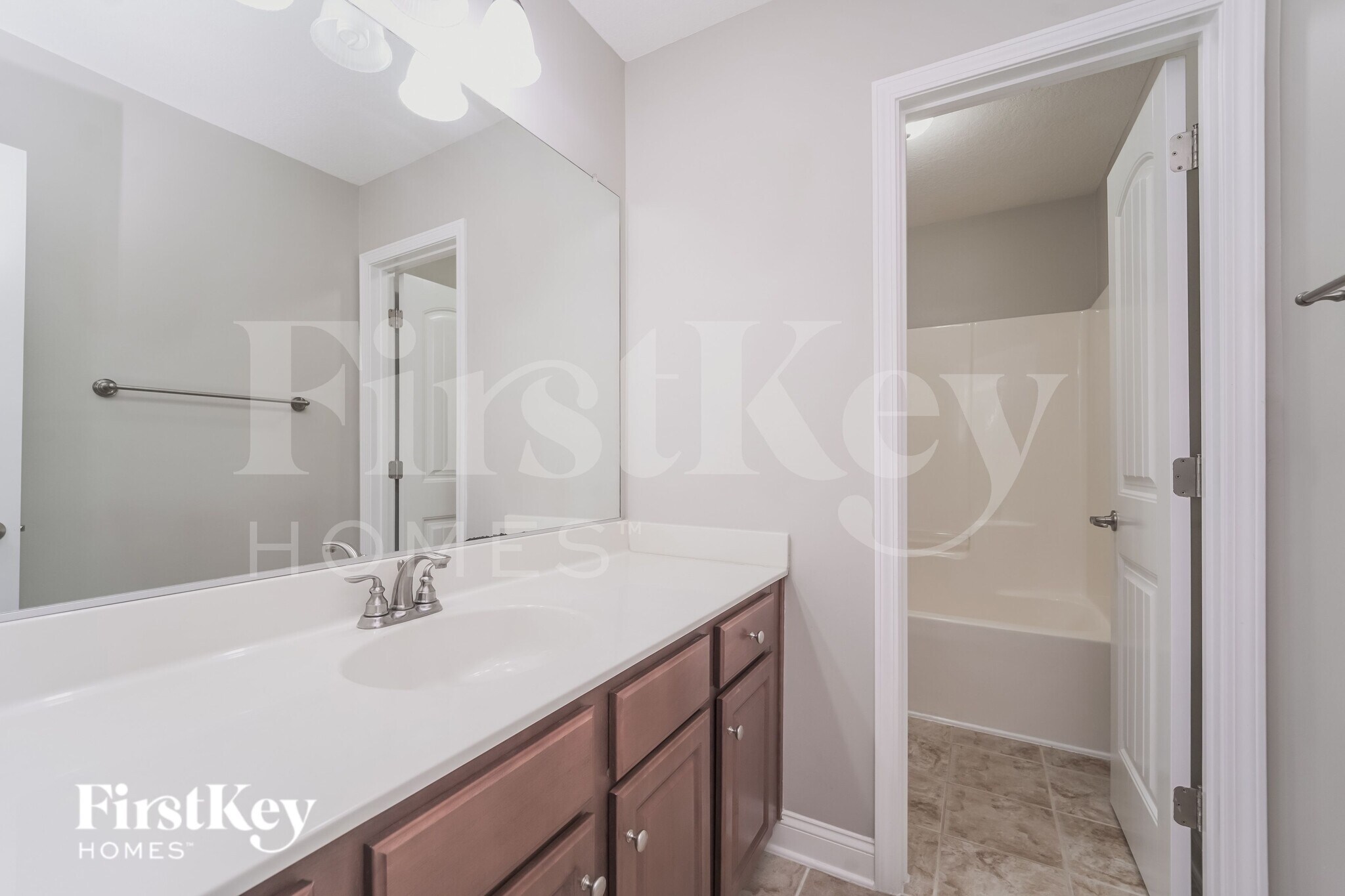 Building Photo - 2408 Kinmere Dr