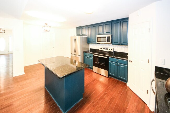 Building Photo - 6155 Dodson Rd