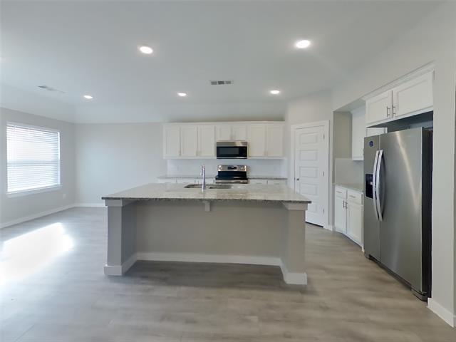 Building Photo - 2019 Clear Br Wy