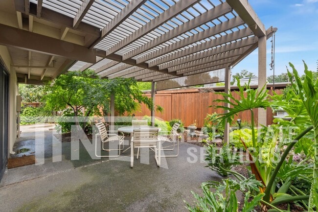 Building Photo - 4730 Clothier Way