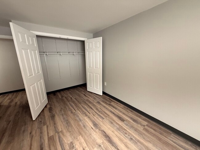 Building Photo - 95 Powers St