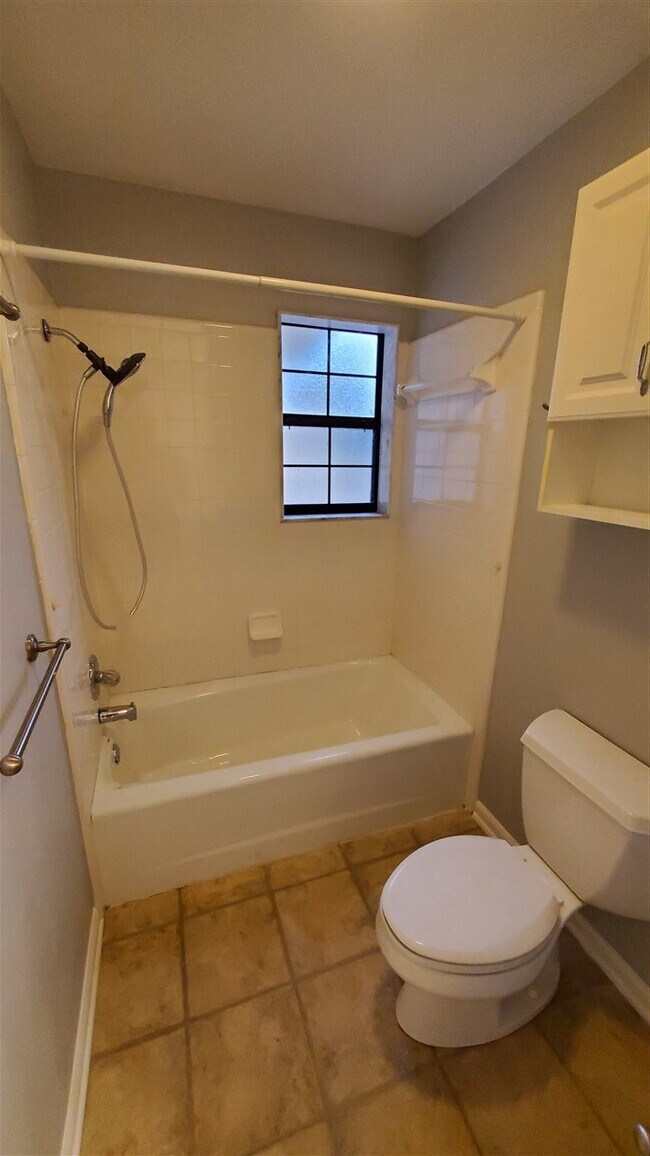 Building Photo - 4914 Ballygar Dr