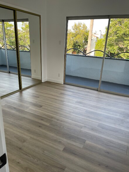 Building Photo - 1507 S Sherbourne Dr