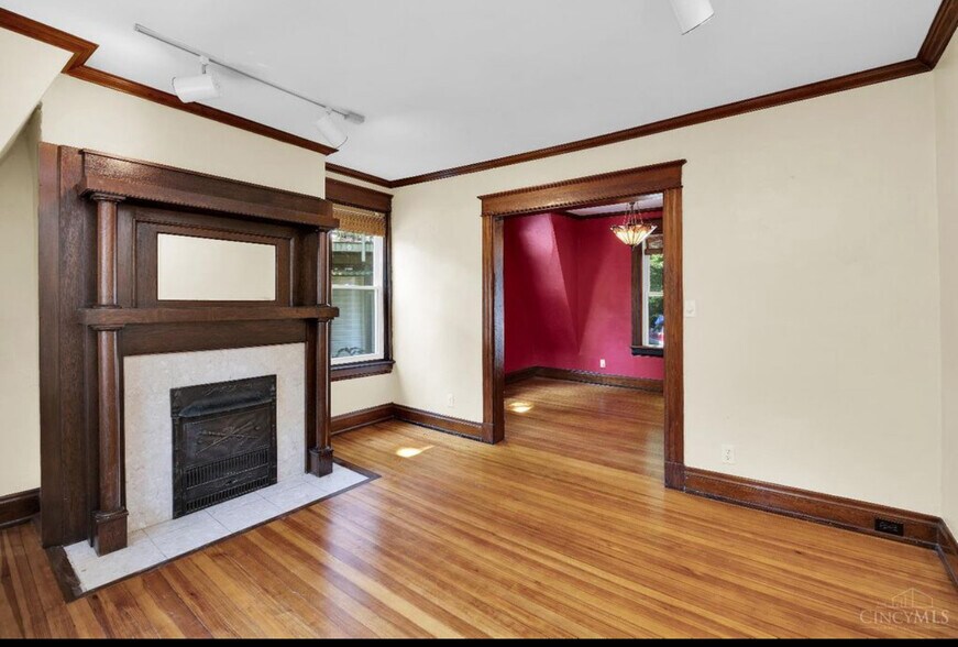 Building Photo - 3033 Marshall Ave