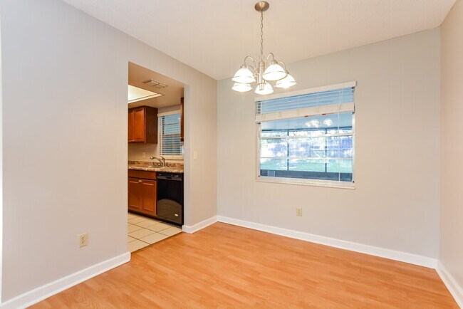 Building Photo - 9360 Toby Ln