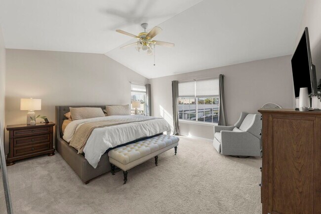 Building Photo - 2020 Juniper Ct