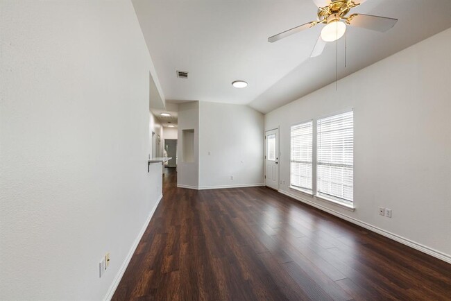 Building Photo - 8708 Weiser Dr