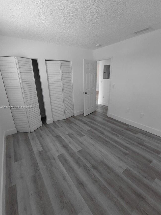 Building Photo - 5435 W 24th Ave