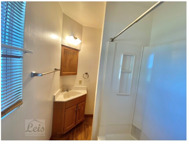 Building Photo - 113 Orchard Ave