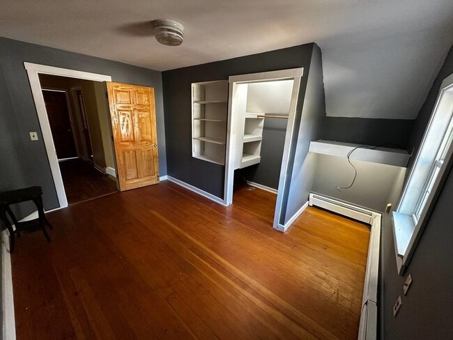 Building Photo - 51 Church St