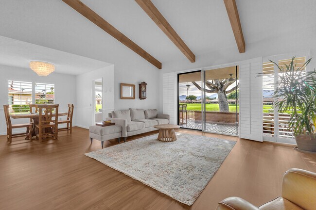 Building Photo - 17 Lugo Dr