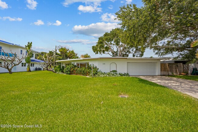 Building Photo - 485 N Shore Dr