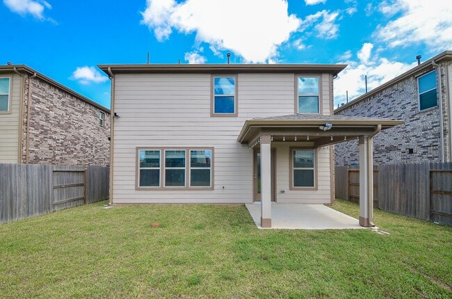 Building Photo - 2892 Grand Anse Dr