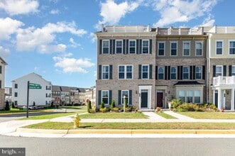 Building Photo - 17177 Branched Oak Rd