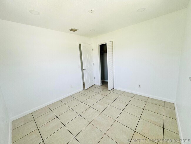 Building Photo - 1207 Avenue K A Ave