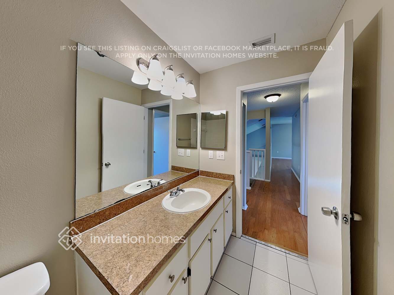 Building Photo - 11702 Branch Mooring Dr