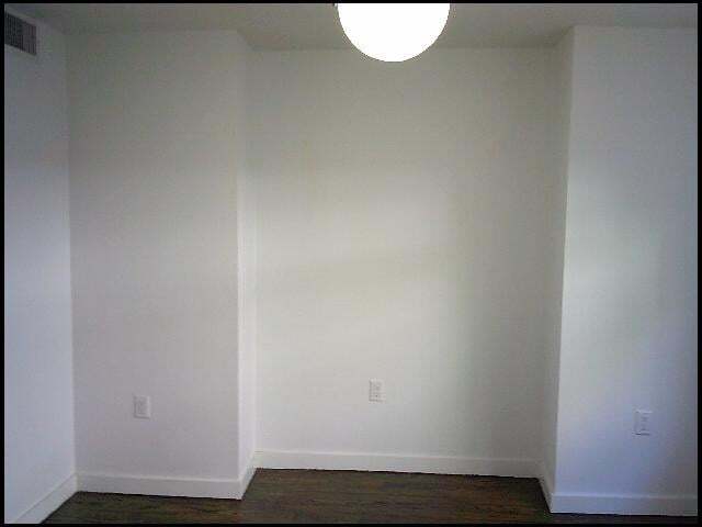 Building Photo - 1520 Broadway St